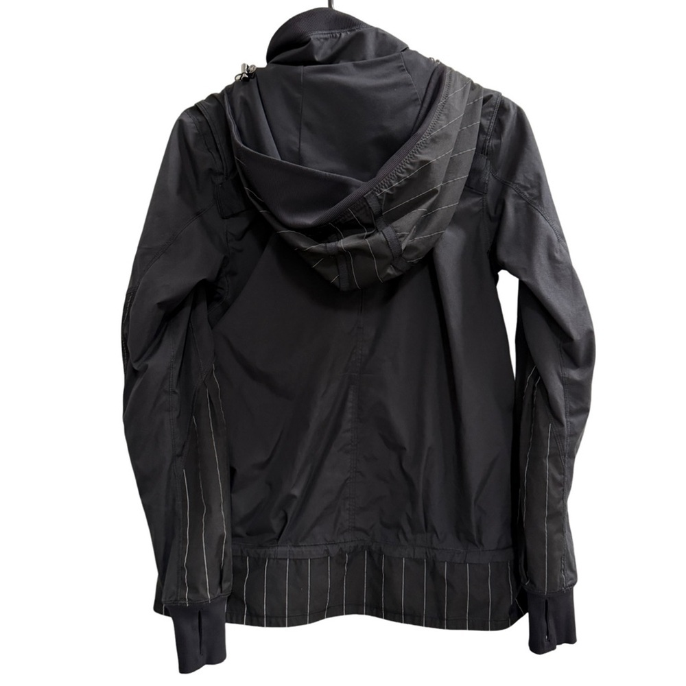 Lululemon Run: Bandit Jacket Reflective - Picture 4 of 16